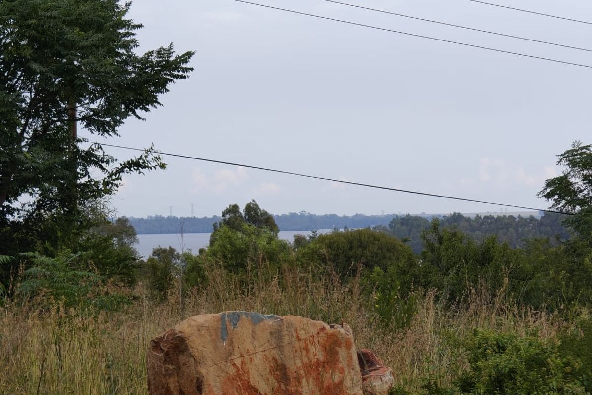 Prime Vacant Land for Sale – View of the Dam - Photo 3