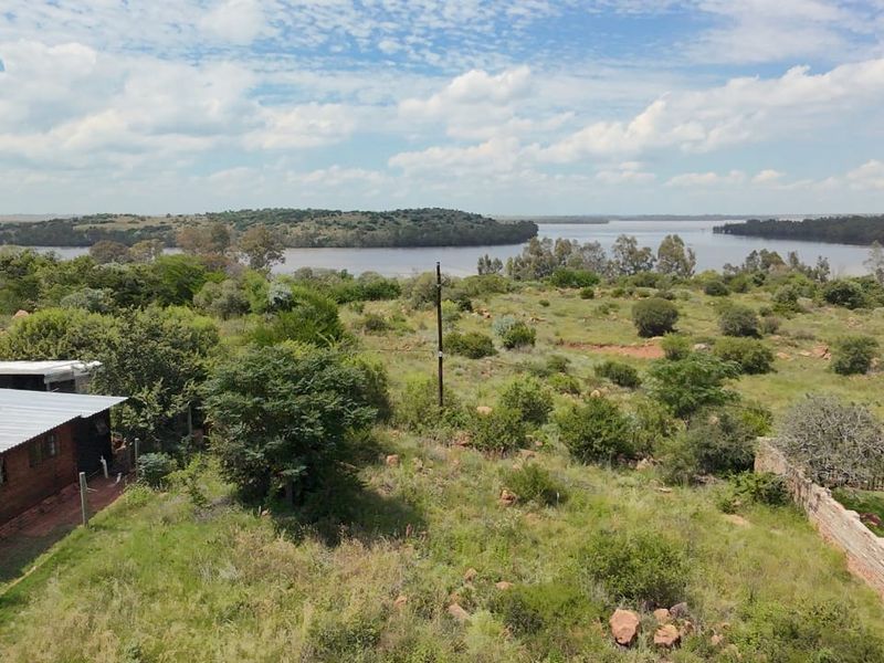 Prime Vacant Land for Sale – View of the Dam - Photo 8