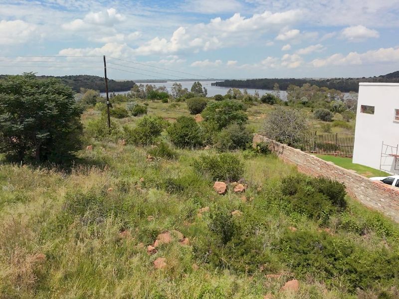 Prime Vacant Land for Sale – View of the Dam - Photo 7