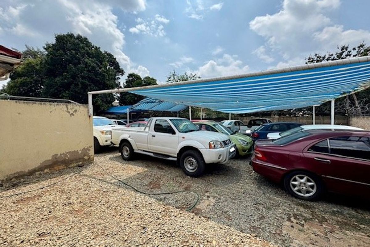 Spacious Home with Potential for Business or Family Living - Photo 4