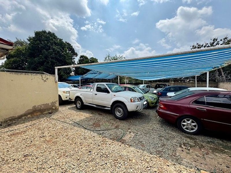 Spacious Home with Potential for Business or Family Living - Photo 4