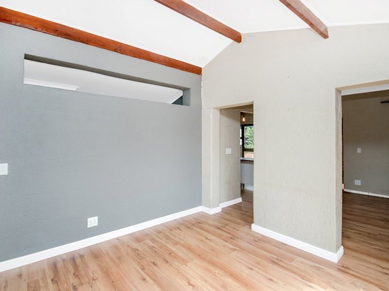 3 Bed 2 Bath House Single Garage - Photo 9