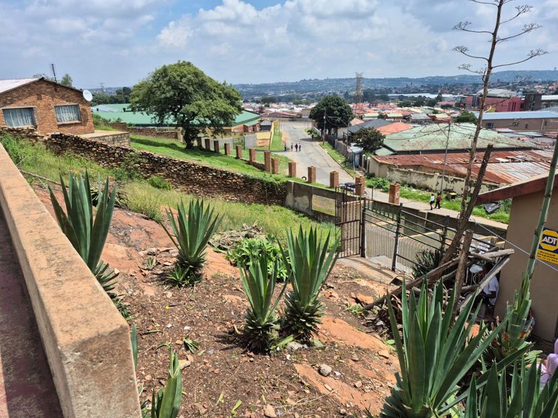 Multi Let Property for Sale in Hurst Hill. Endless potential. - Photo 2