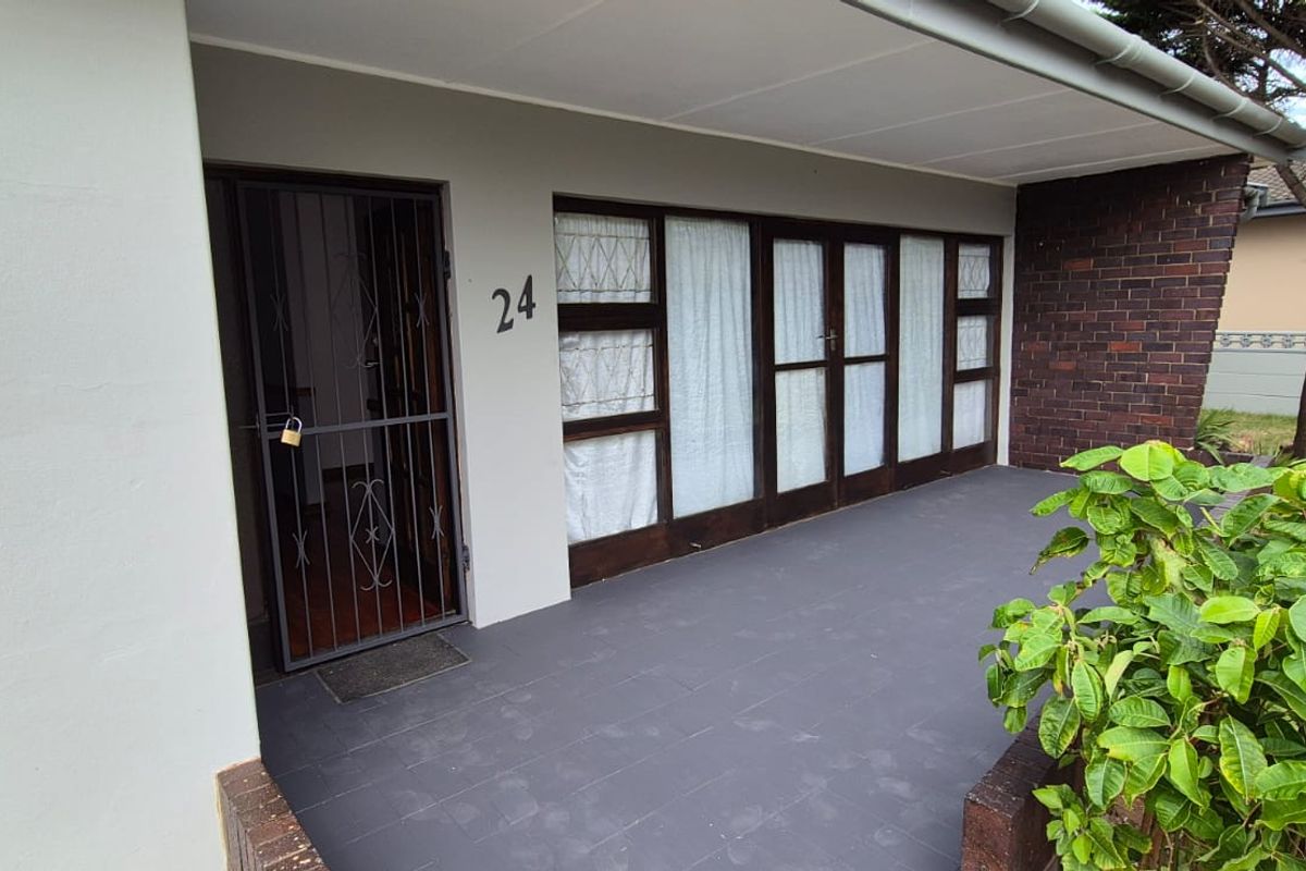 Refreshed spacious family home in great position across a spacious park to play in. - Photo 4