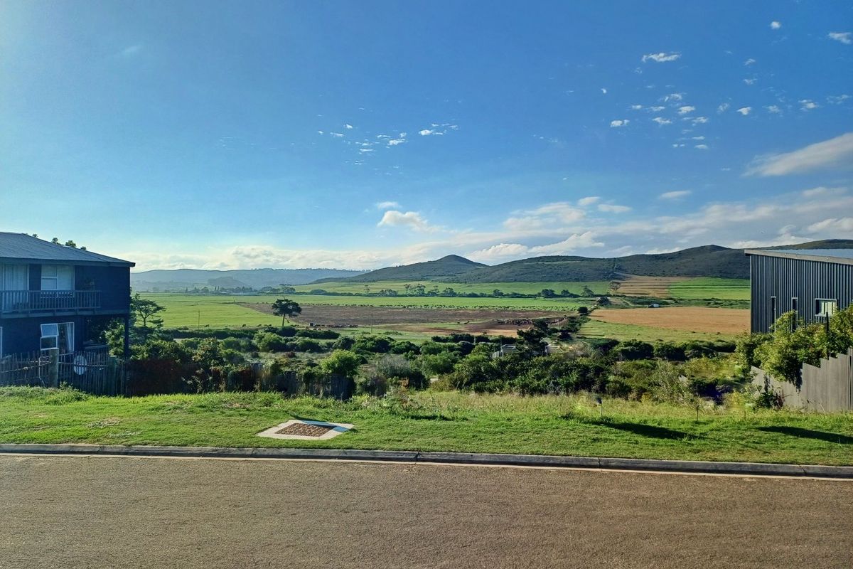 Vacant Stand with Beautiful Mountain Views - Photo 4