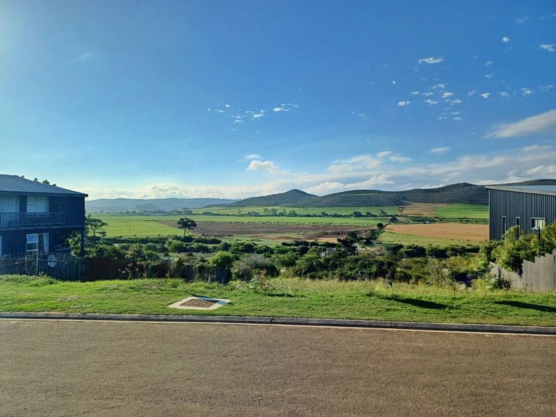 Vacant Stand with Beautiful Mountain Views - Photo 4