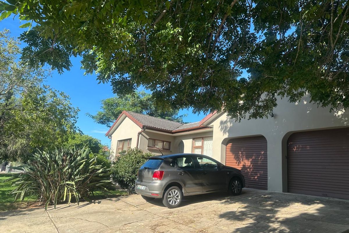 4 Bedroom House in Winterhoek Park - Photo 4