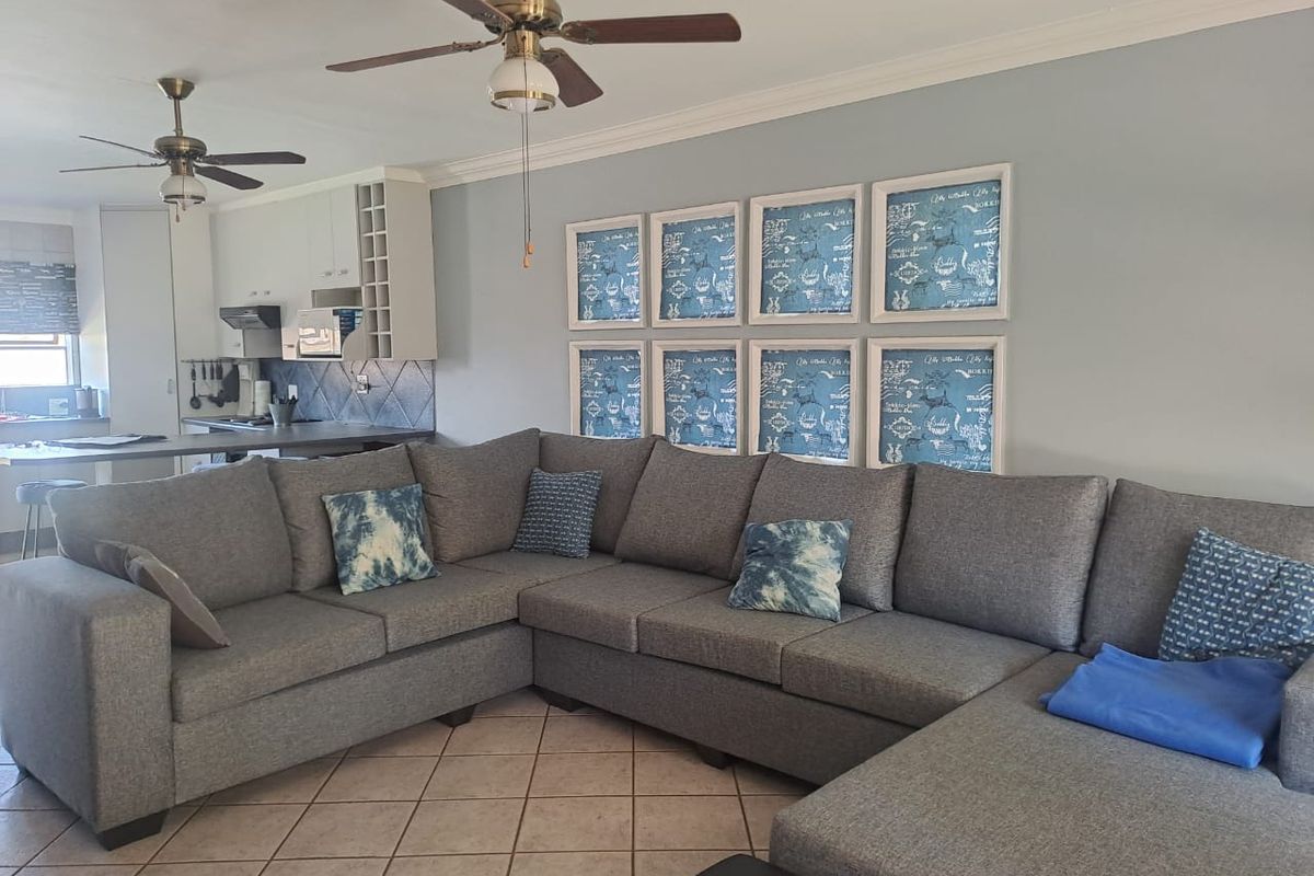 Furnished 4 Bedroom Home in Secure Vaal Marina Complex - Photo 3