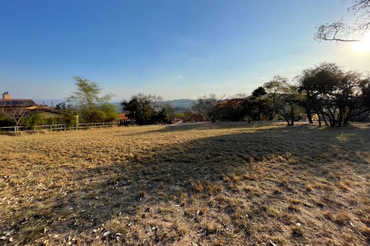 Vacant Stand In Sought After Wild Fig Country Estate  - Photo 3