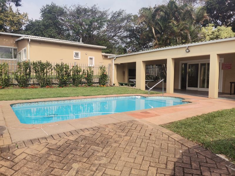 Coastal living at it's best in a small complex in Uvongo. - Photo 5