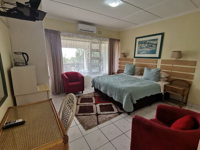 Holiday accommodation that walking distance to the beach.  - Photo 8