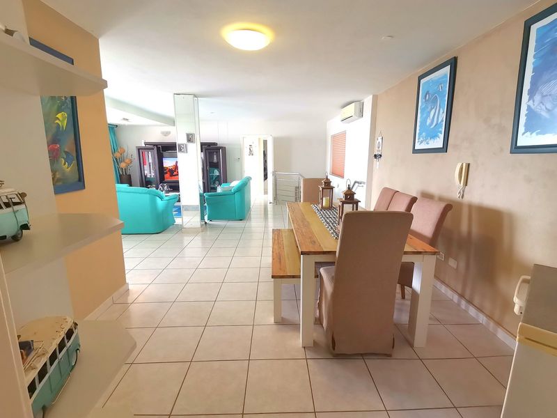 Let the Jones' envy you with this gorgeous unit  - Photo 9