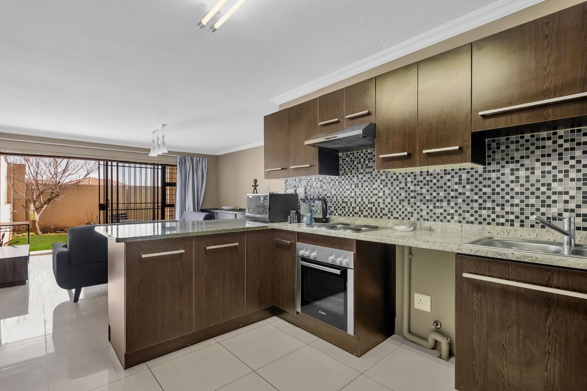 2 Bedroom Apartment in Solheim - Photo 2