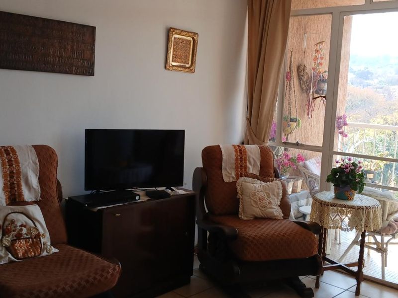 On Top of the World overlooking Embassies & The Union Buildings - Photo 5