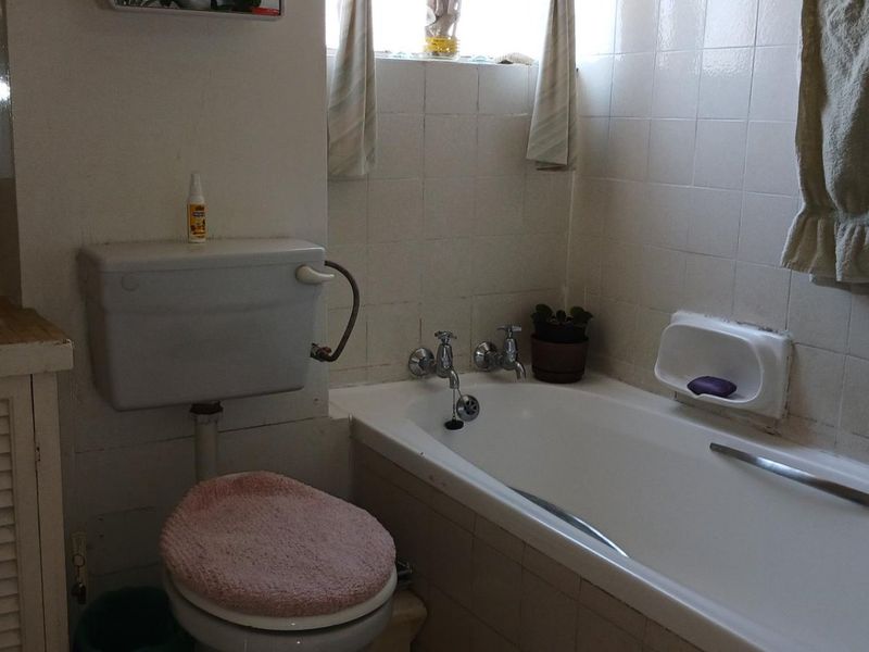 On Top of the World overlooking Embassies & The Union Buildings - Photo 8