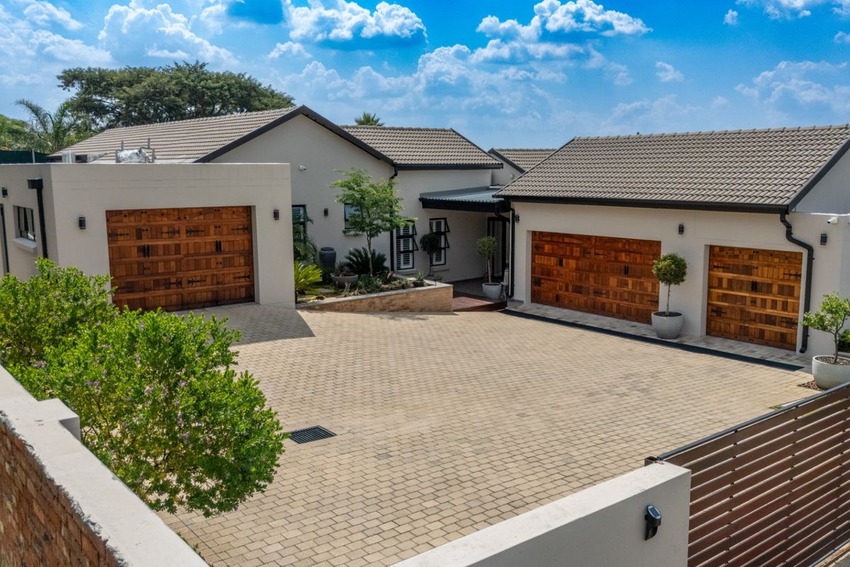 SERIOUS SELLER -  - SECURE ESTATE SUMMER WINDS - 5 BEDROOMS - 4 EN-SUITE - OFF THE GRID - Photo 4
