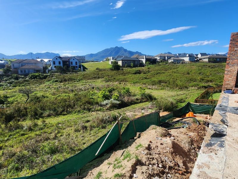 Stylish New Home in Blue Mountain Village - Photo 3