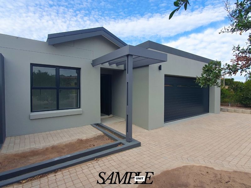 Spectacularly Modern Duet in Paradise Coast - Photo 3