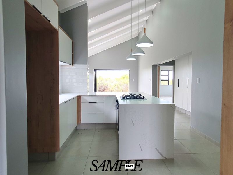 Spectacularly Modern Duet in Paradise Coast - Photo 6