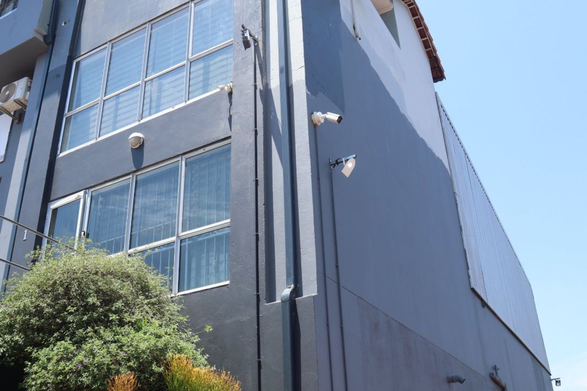 SIMPLY THE BEST FROM THE REST - Photo 4