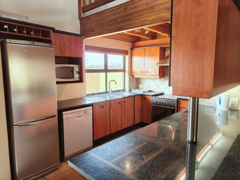 Tranquil Thatch home for sale in a secure family orientated complex - Photo 8