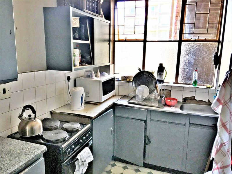 2 Bedroom Apartment / Flat for Sale in Sunnyside - Photo 7