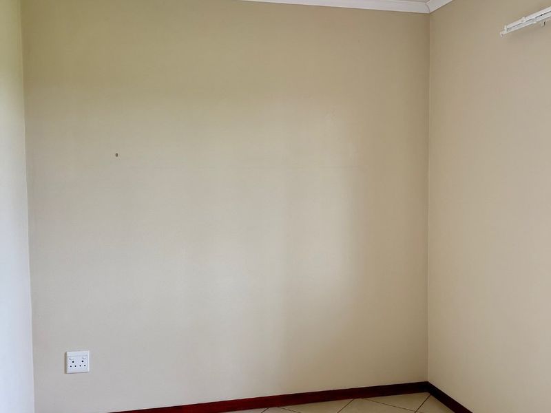 2 Bedroom, 1 ath Apartment/Flat for Sale - Photo 7
