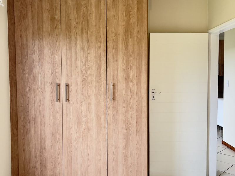 2 Bedroom, 1 ath Apartment/Flat for Sale - Photo 6