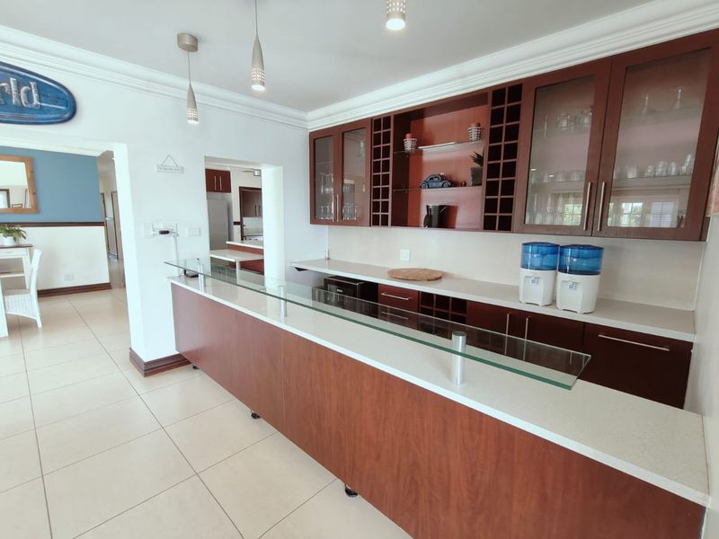 Elegant Estate Living – 4-Bedroom Home, Vaal Marina - Photo 3