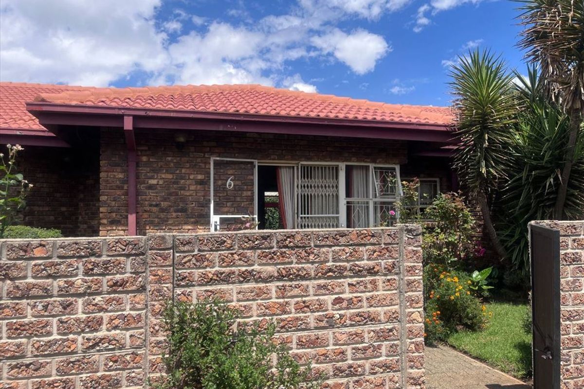 Charming 2-Bedroom Home with Carport for Sale - Photo 3