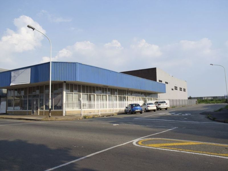 Commercial Property for Sale - Photo 3