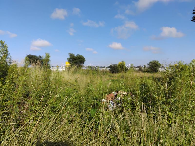 5 000 SQUARE METERS MIXED USE RE-ZONED PROPERTY DEVELOPMENT LAND FOR RENTAL - Photo 2