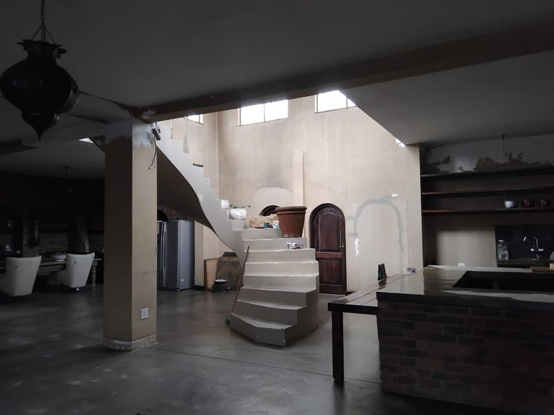 250 SQUARE METERS GENERAL BUSINESS PROPERTY AVAILABLE FOR RENTAL - Photo 10