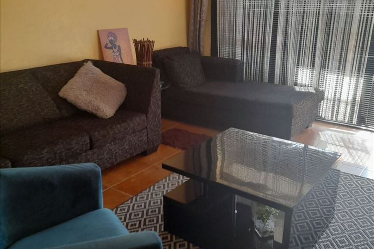 Cozy 2-Bedroom Home with Practical Features - Photo 2