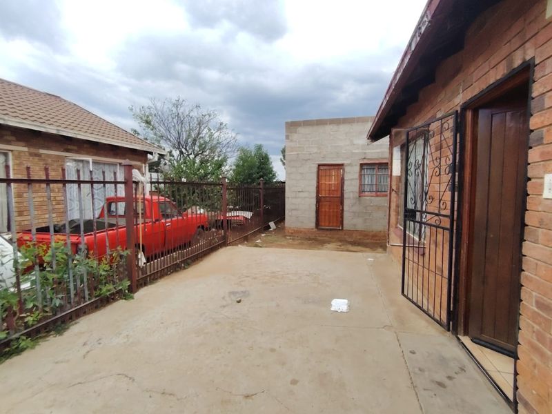 Prime Investment Opportunity  For Salein Bloemside - Photo 3