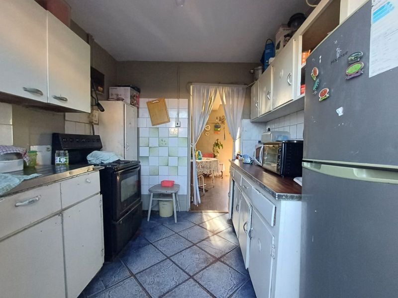 3 Bedroom Massionette in Clarkes Estate - Photo 4