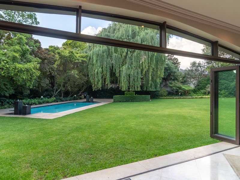 Luxury 5 Bedroom Home for Sale – A Masterpiece of Elegance & Modern Living - Photo 3