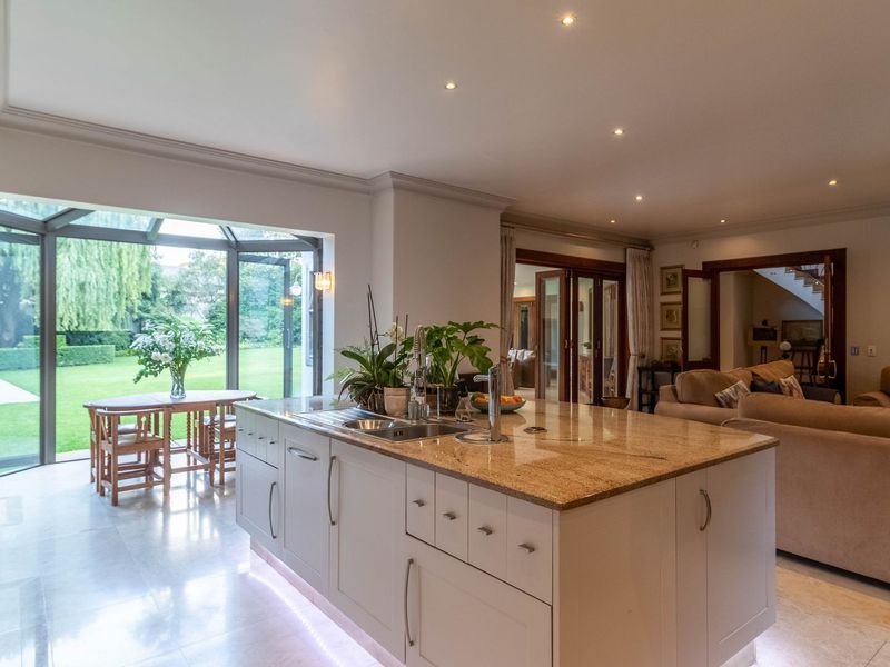 Luxury 5 Bedroom Home for Sale – A Masterpiece of Elegance & Modern Living - Photo 6