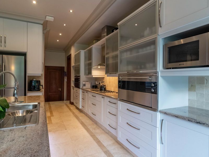 Luxury 5 Bedroom Home for Sale – A Masterpiece of Elegance & Modern Living - Photo 8