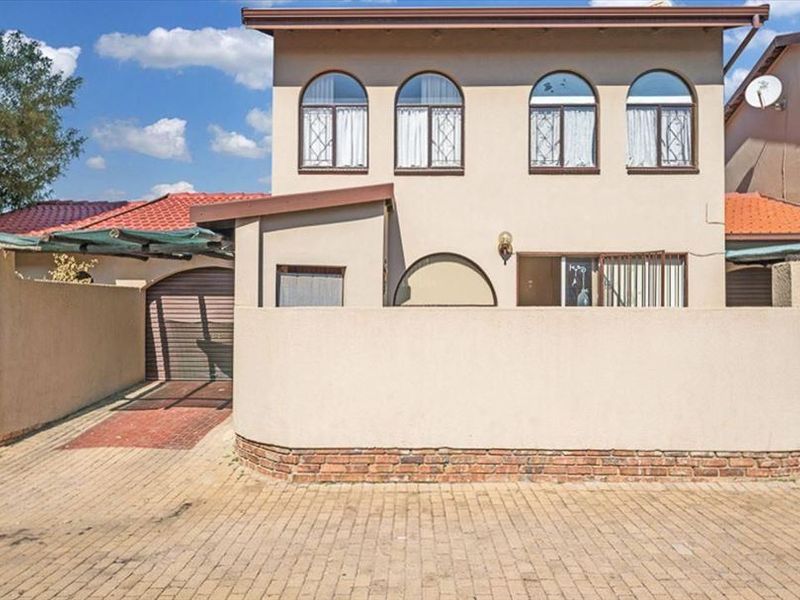 House Layout Overview - Photo 3