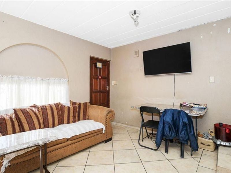 House Layout Overview - Photo 2