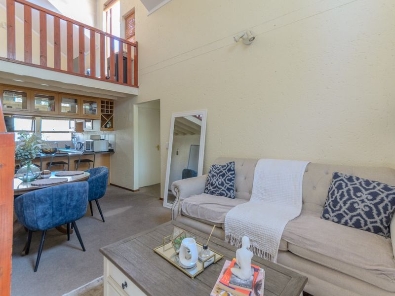 Stunning 2-Bedroom, Loft Apartment in Secure 24-Hour Guarded Estate!  - Photo 5