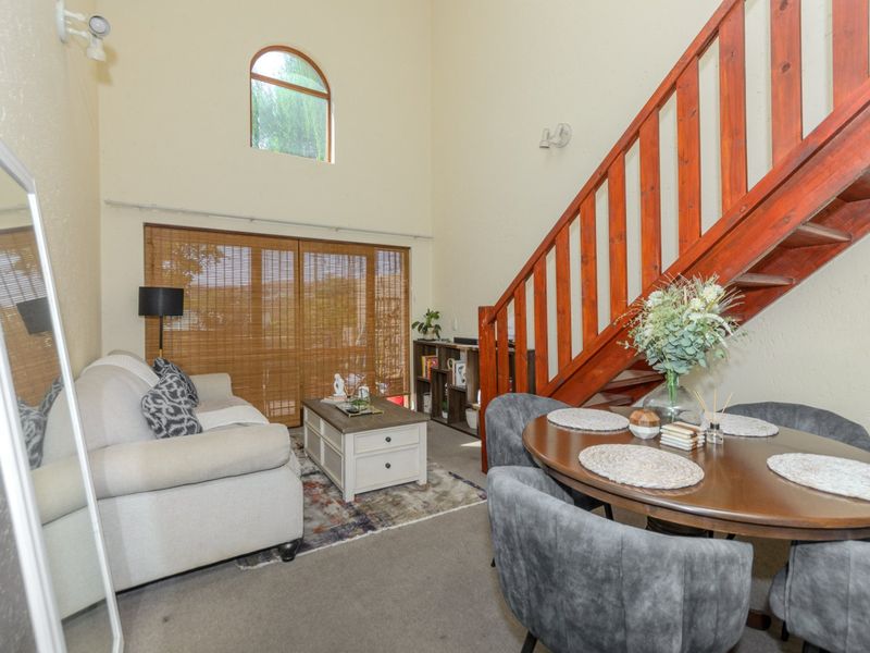 Stunning 2-Bedroom, Loft Apartment in Secure 24-Hour Guarded Estate!  - Photo 7