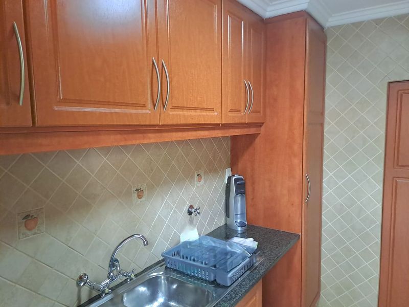 Exquisite Luxury Home with Modern Comforts - Photo 4