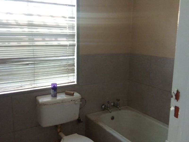 House For Sale/ Business Property  - Photo 4