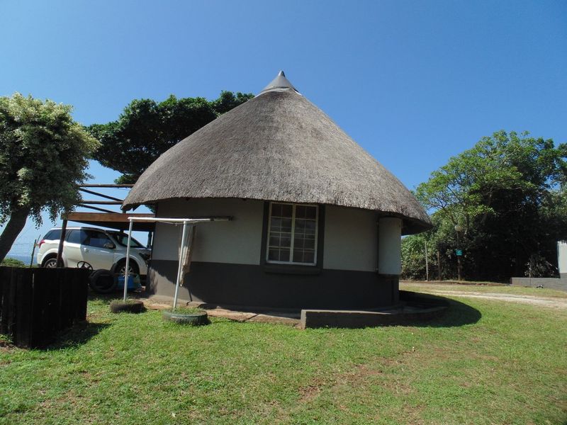 1 BEDROOM UNIT WITH LOFT, DECK AND SEA VIEW IN HIBBERDENE - Photo 3