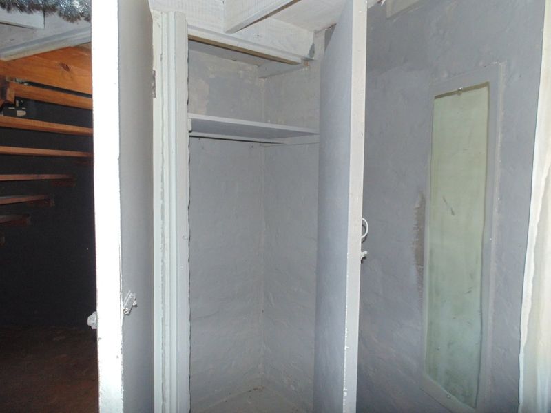 1 BEDROOM UNIT WITH LOFT, DECK AND SEA VIEW IN HIBBERDENE - Photo 6