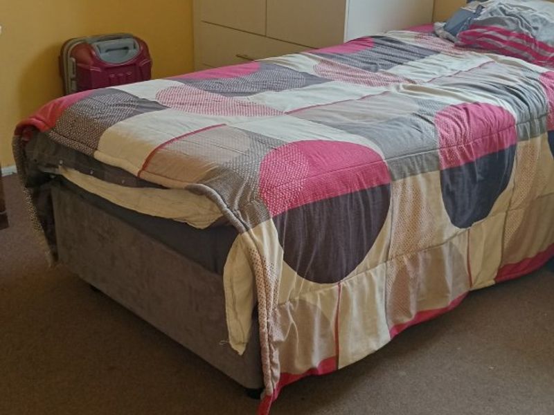 Lovely 4 Bedroom Home in Westridge - Photo 9