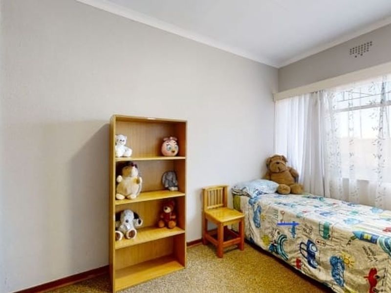 Spacious Home in Witfield - Photo 9