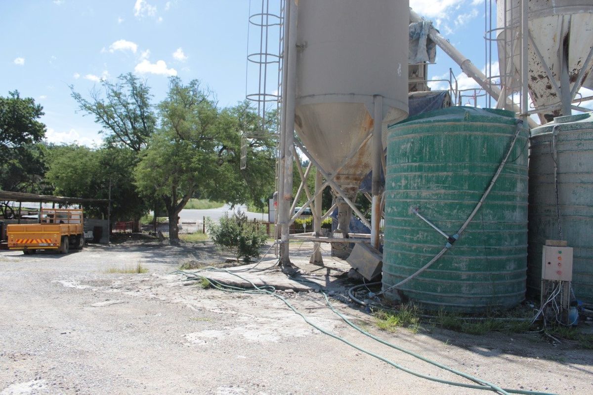 Ready Mix Concrete Plant for Sale - Photo 3